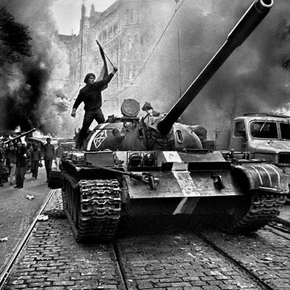 "THE PRAGUE SPRING 1968",THE LIBERALISATION IN CZECHOSLOVAKIA IS CRUSHED BY THE ARRIVAL SOVIET TROOPS.