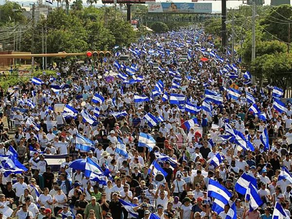 NICARAGUA POLITICAL CRISIS:MORE THAN  100,000 PEOPLE PARTICIPATED IN THE MARCH IN THE CITY MANAGUA.300 PEOPLE ARE REPORTED TO HAVE BEEN KILLED SINCE THE WAVE OF PROTEST AGAINST PRESIDENT DANIEL ORTEGA.HE'S A FORMER GUERRILLA FIGHTER,BEGAN HIS THIRD FIVE - YEAR TERM IN OFFICE LAST YEAR.HIS WIFE ,ROSARIO MURILLO, IS HIS VICE PRESIDENT.