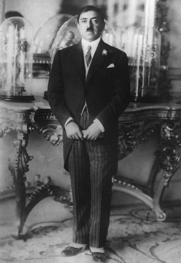 KING AMANULLAH KHAN OF AFGHANISTAN( 1919 -1929).HE LEFT AFGHANISTAN AND LIVED IN EXILE IN SWITZERLAND.